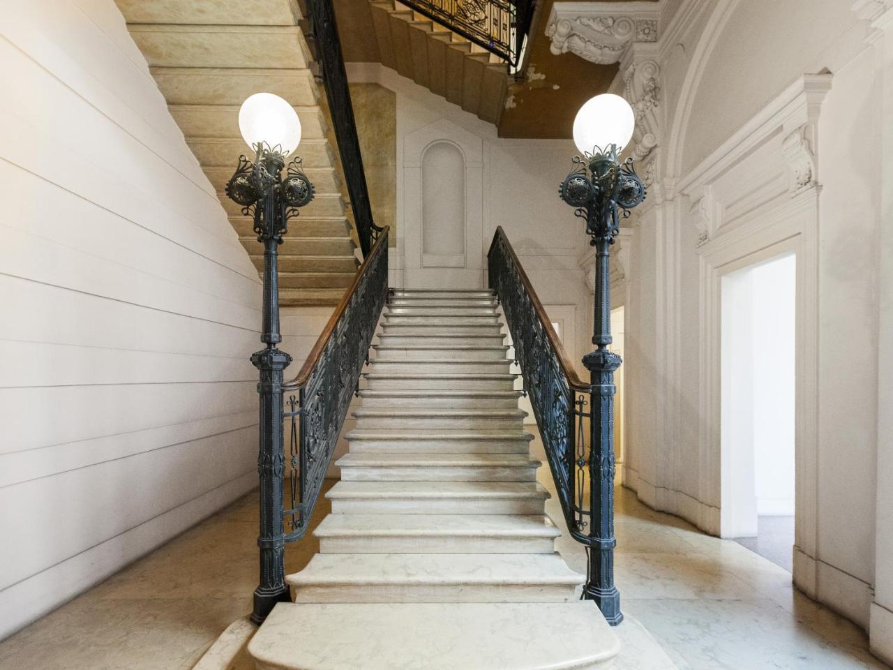 Easyhomes-Duomo Suites & Apartments ميلان المظهر الخارجي الصورة