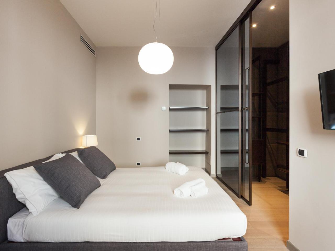 Easyhomes-Duomo Suites & Apartments ميلان المظهر الخارجي الصورة