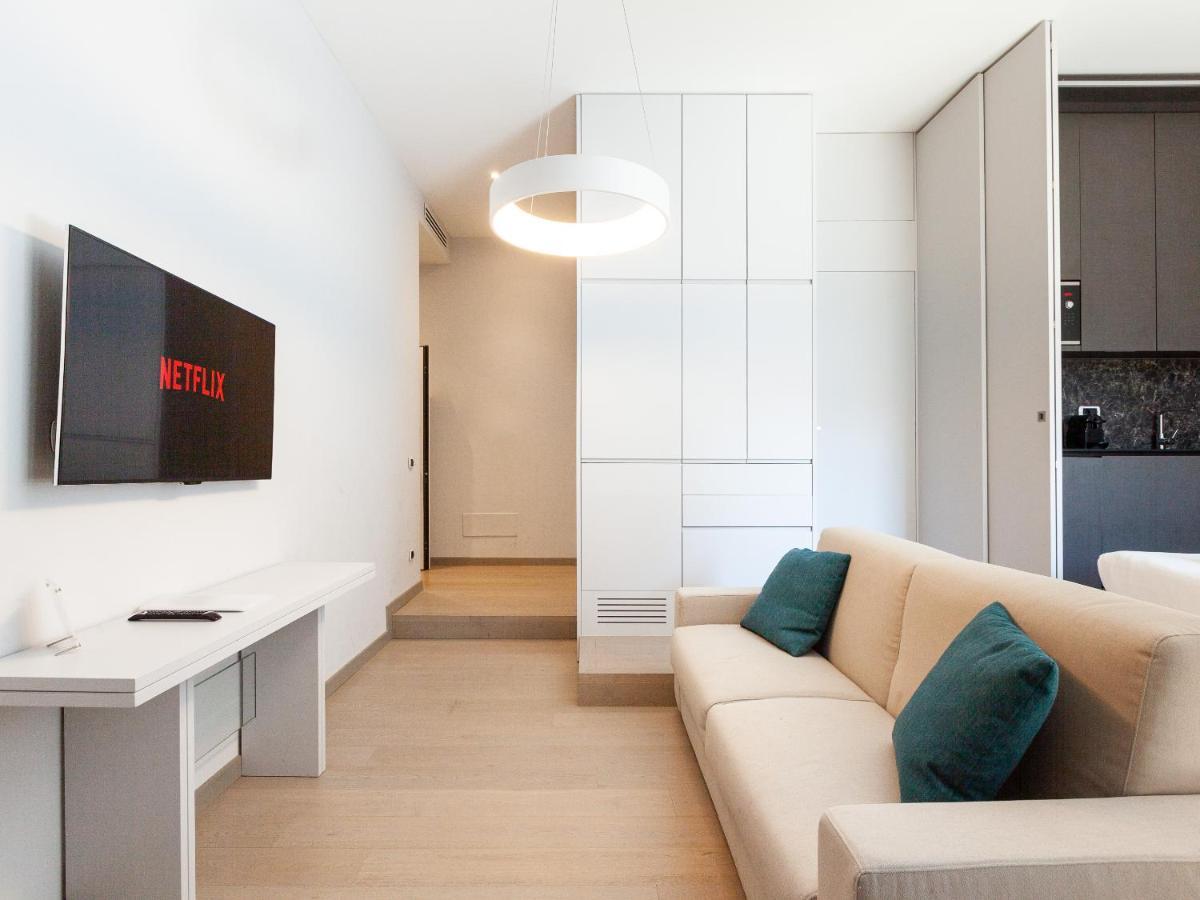 Easyhomes-Duomo Suites & Apartments ميلان المظهر الخارجي الصورة